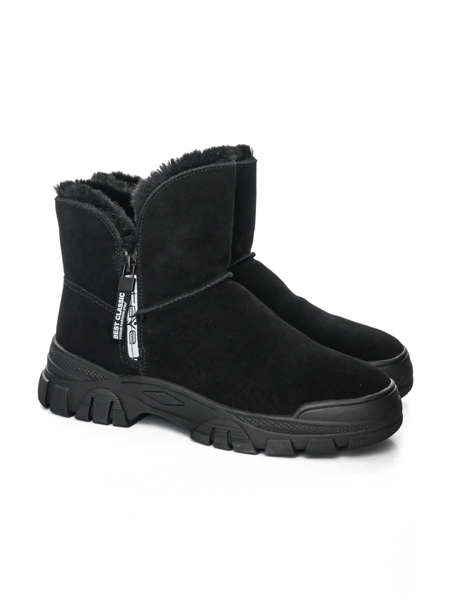 Ботинки черного цвета с меховой оторочкой